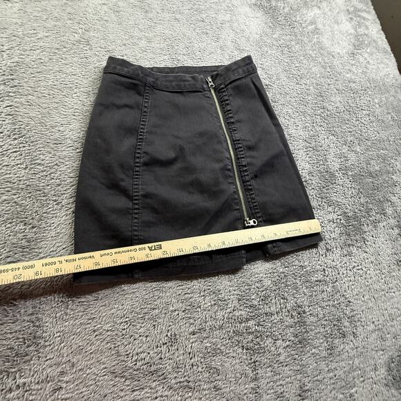 Free People Black Denim Mini Skirt Front Zip Stretch Women's Size 2 - Picture 4 of 8